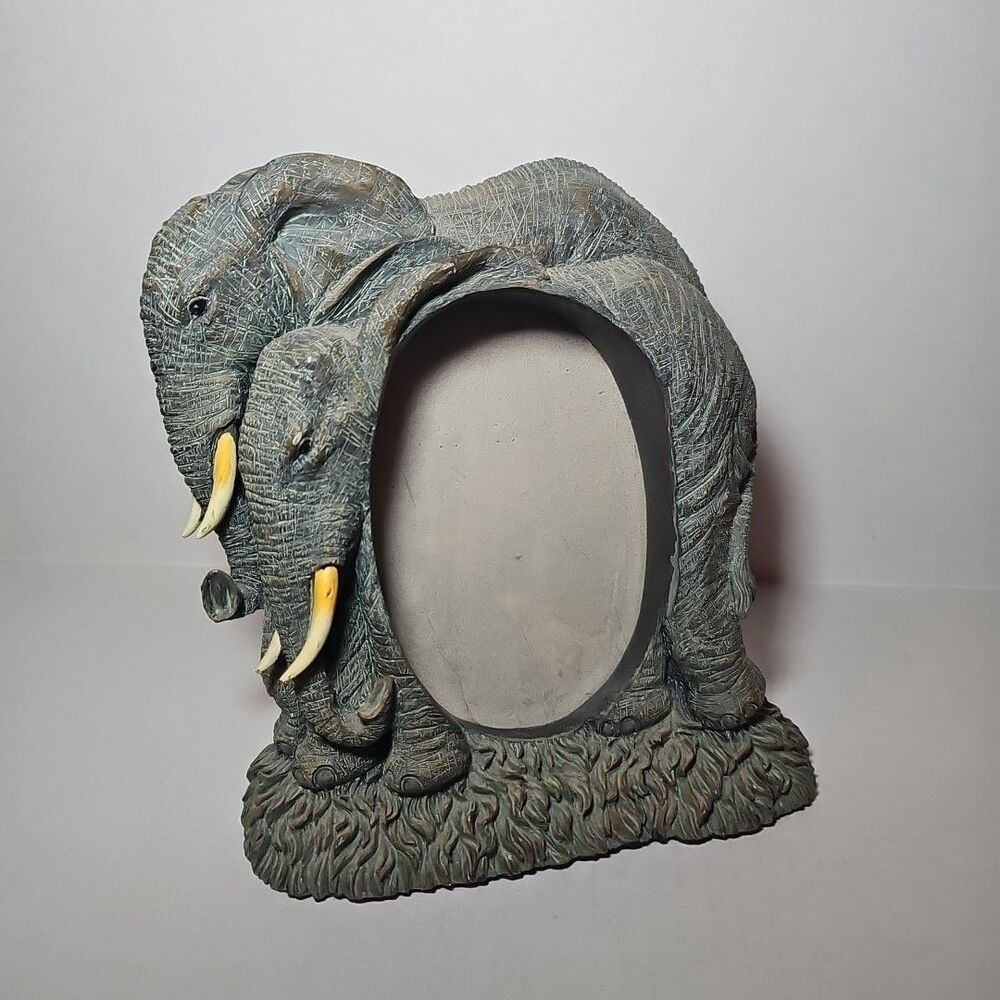 Cedar Creek Collection Elephant 3D Resin Photo Frame 8x7x2"